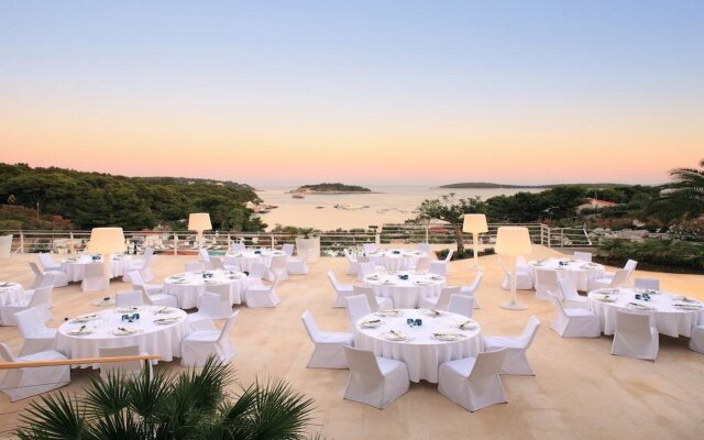 Amfora Hvar Grand Beach Resort