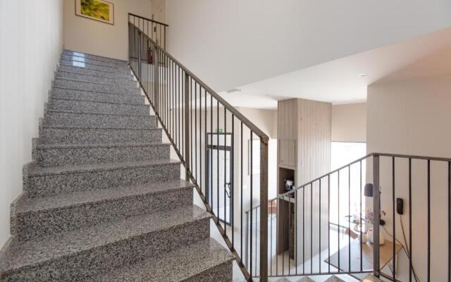 Hostal12
