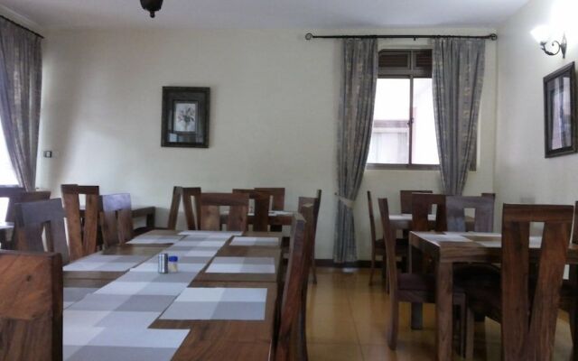 Lillian Towers Hotel