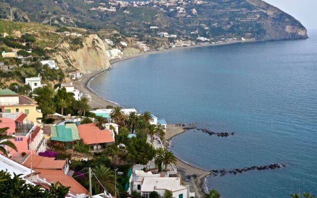 One Bedroom Apartment In Sant'angelo With Terrace Sea View - Casa Di Iorio