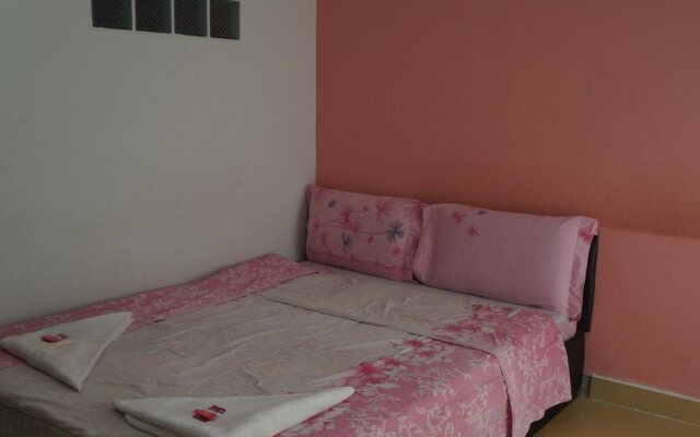Siriwan Grand Garden Apartment