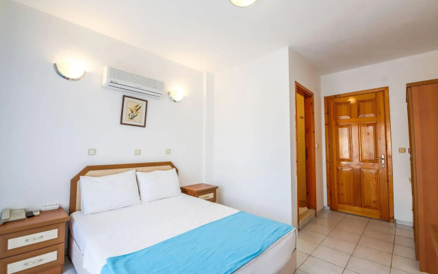 Bora Hotel