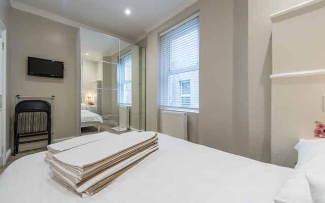Chic 1 Bedroom Apartment-12 Minutes From Centre