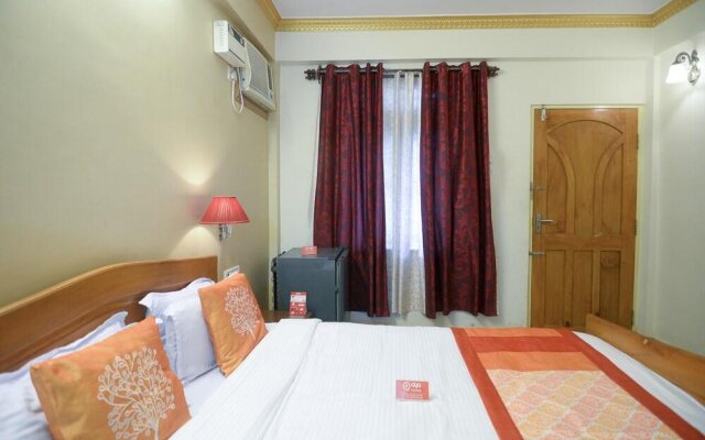 OYO 2074 StayOut Hotel Aston Ajoy Home Comfort
