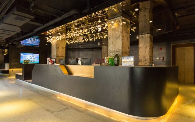 Zsmart Hotel (Beijing West Railway Station North Square)