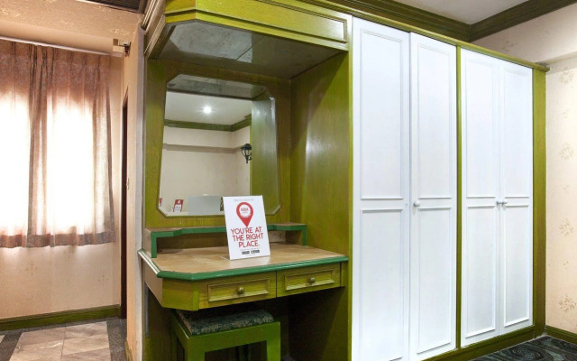NIDA Rooms Ratchadaphisek Golden Dome Walk