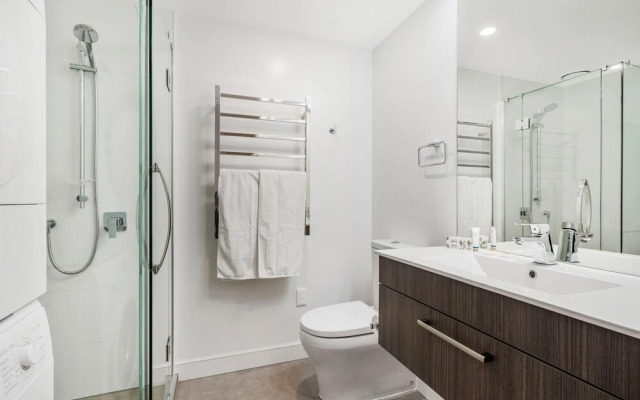 Central Auckland Modern 2 BR Apt