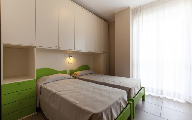 Alba Holiday Hotel & Residence
