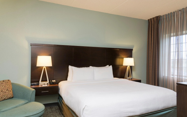 Staybridge Suites Chicago-Oakbrook Terrace by IHG