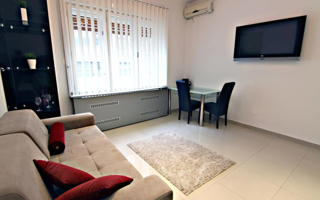City Centre Apartment Novi Sad