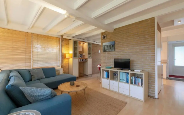 Attractive Holiday Home Close to Beach