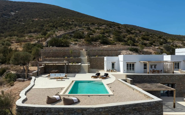 Fos Collection Sifnos