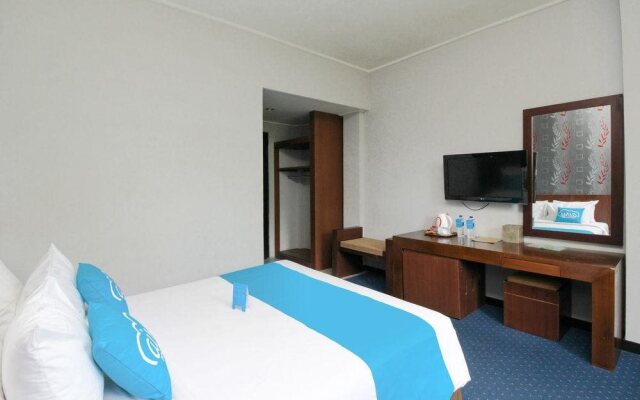 Hotel Makassar Marine