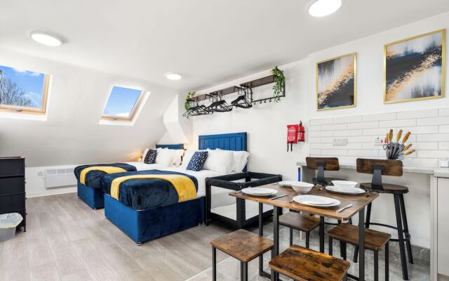 Kunda House Pershore