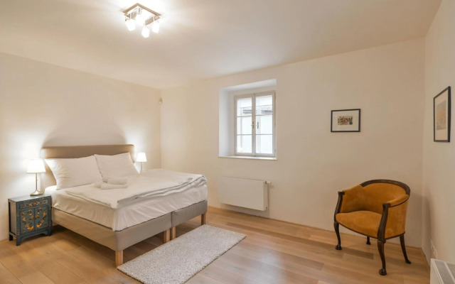 18th CENTURY BAROQUE RESIDENCE