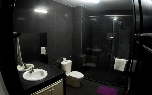 Barneys Danang Backpackers House