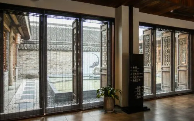 Yanquan  Hanguan Hotel（Oriental Saltlake Resort）