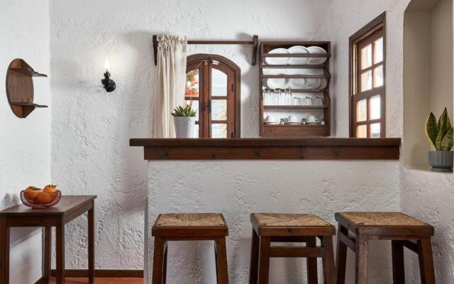 Mila Malia Studios Hotel