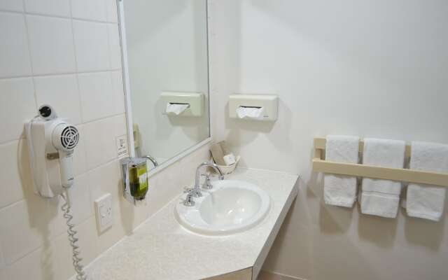 Tamworth Motor Inn & Cabins