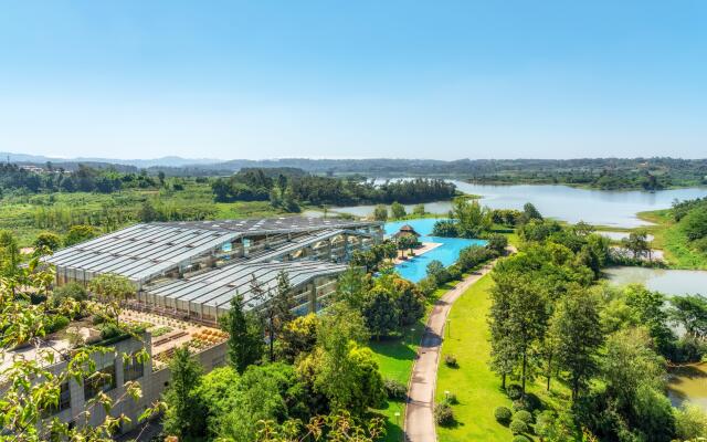 InterContinental Heilong Lake by IHG