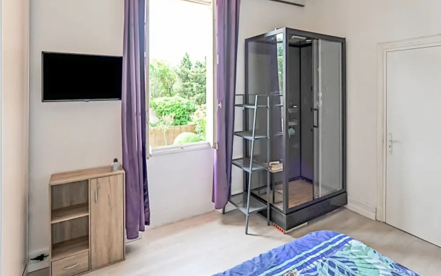 Holiday Home in Orange With Private Pool