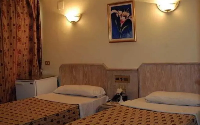 emilio hotel
