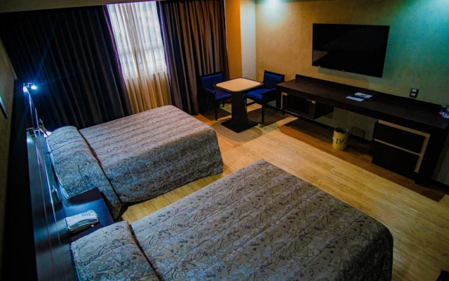 Hotel Parque Satelite