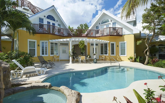 Shangri-La Boutique Bed & Breakfast