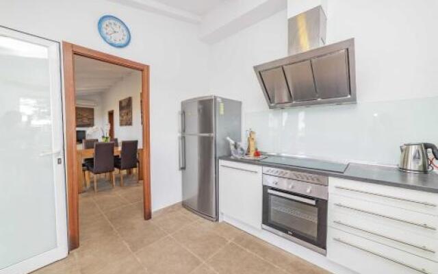 Villa Ambient / Sa Finqueta