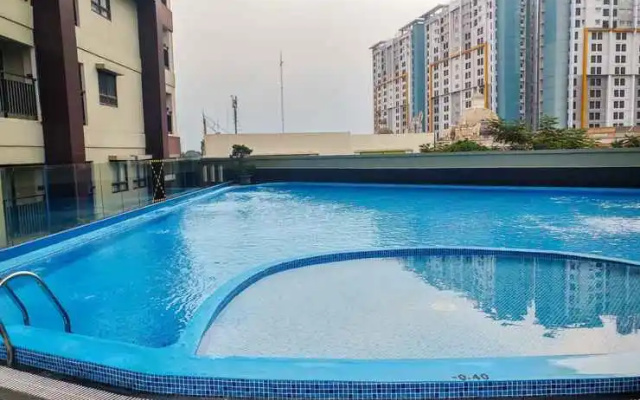 Cozy and Nice 2BR Apartment at Atria Residence By Travelio