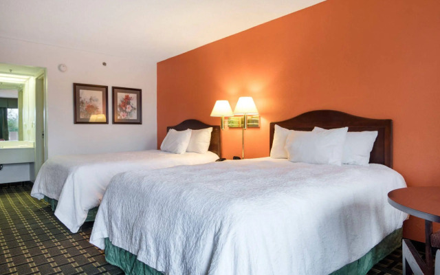 Dublin Inn and Suites