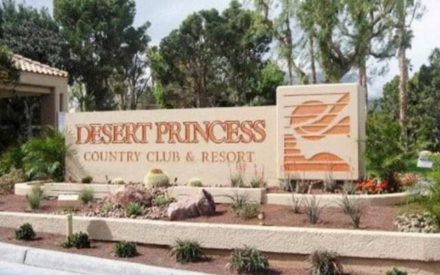 Newly Renovated 2020! 3 Bedroom Condo