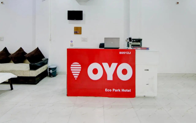 Oyo 80512J Eco Park Hotel
