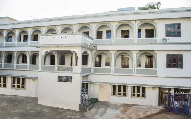 OYO 26607 Sri Subbiah Inn