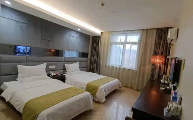 Durian Candy Hotel (Zhuji Diankou Town Passenger Station)