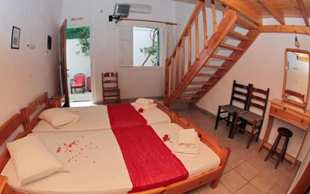 Glaros Guesthouse