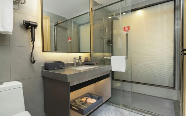 Yizhi X Hotel - Guangzhou Baiyun Airport