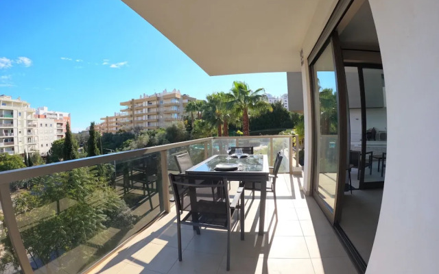 Oasis by Templesuites