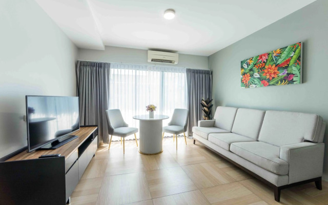 Chiva Bangkok Hotel (SHA Extra Plus)