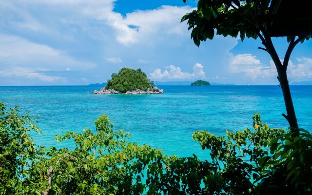 Serendipity Beach Resort Koh Lipe