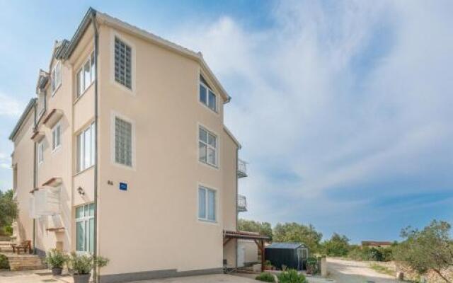 Apartment Ante 500