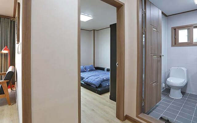 Sokcho Dal Beach Pension