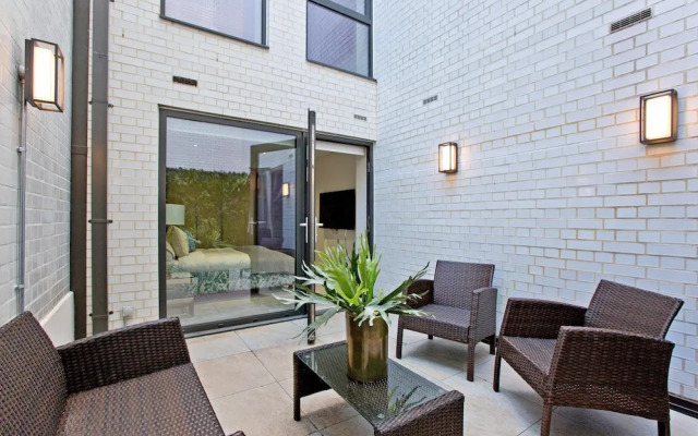 2-bed Deluxe Apt 104
