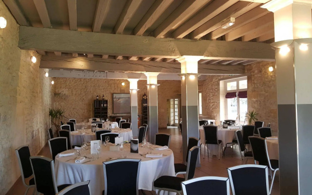 Pey La Tour - Logis Hôtels & restaurant