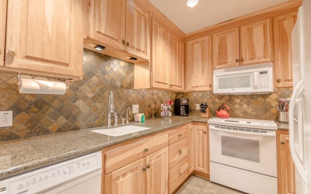 Alpine Villa 24 - 2 Br Condo