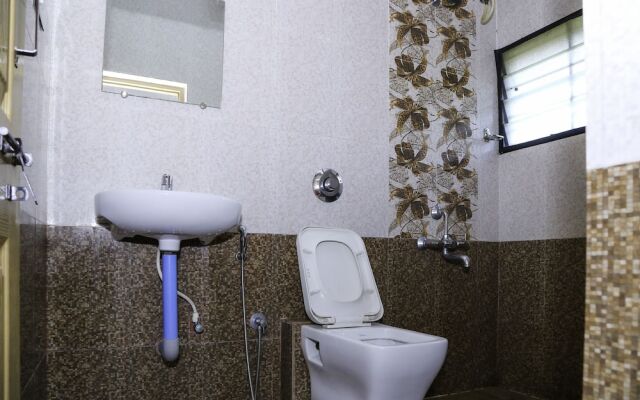 OYO 24265 Hotel Nagu Palace