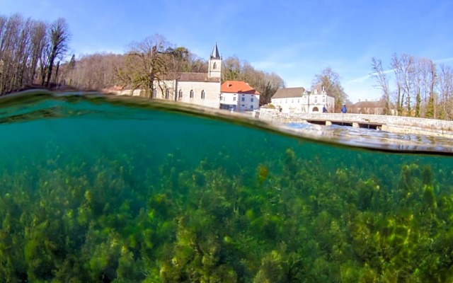 Gentilhommière Eaux Bleues