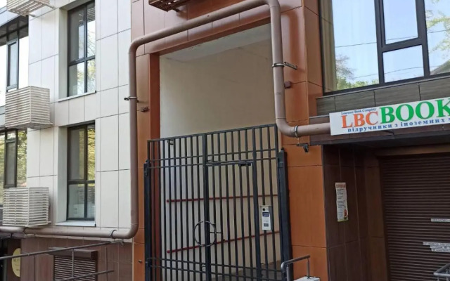 Apartment New building in center