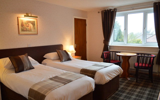 Orchard Lodge & Wolds Restaurant