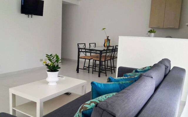 Las Terrazas Condo - Los Corales Village